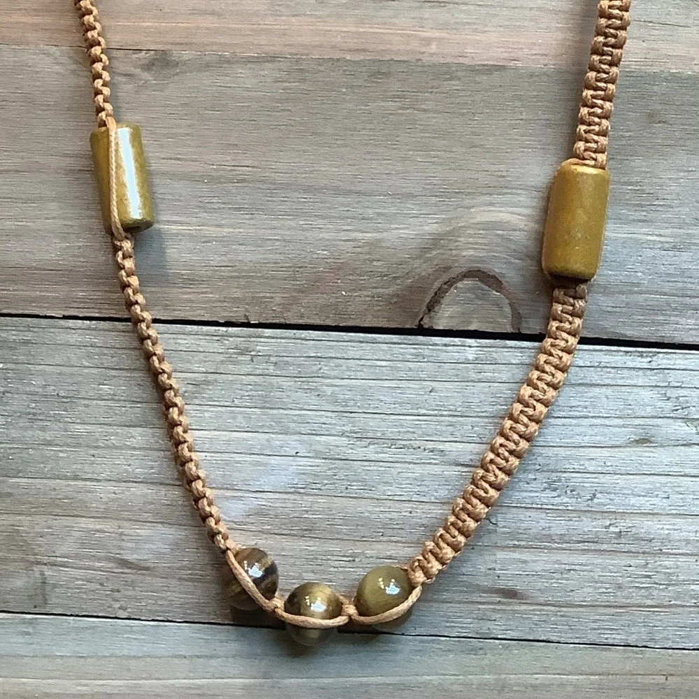 ❄️ Paparazzi | Gold Beaded Green Necklace Set